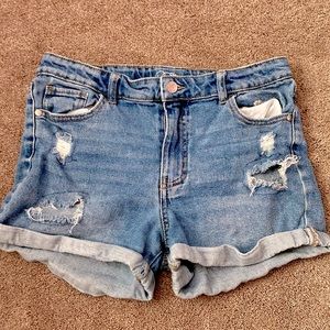 Cute kids ripped jean shorts